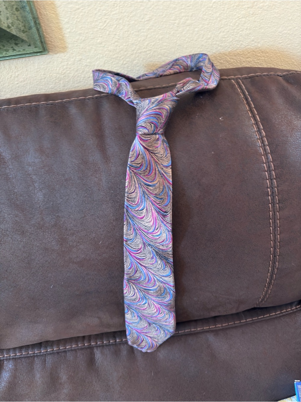 Men's Multicolor Swirl Pattern Tie